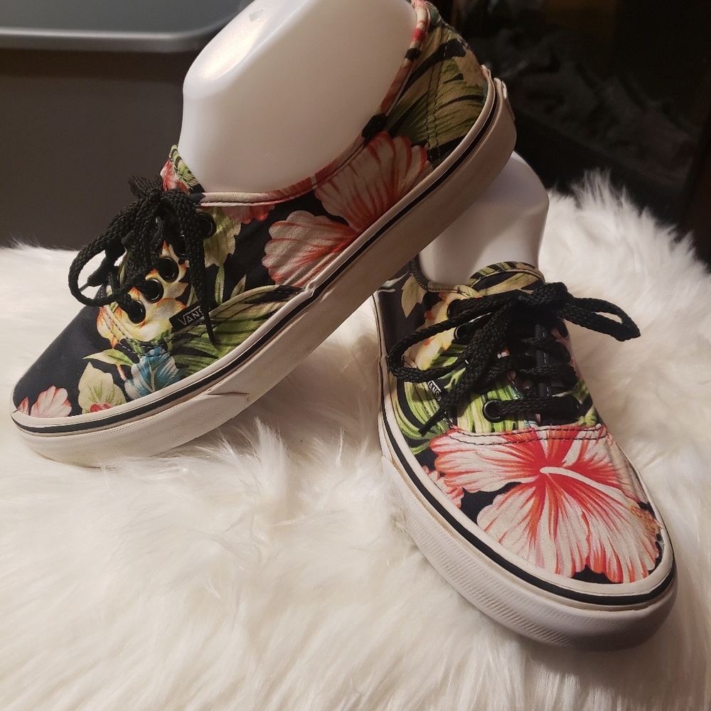 Hawaiian Floral Unisex VANS Women's 9 Men's 7.5
